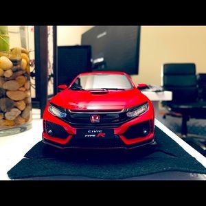 1:18  LCD RED HONDA CIVIC TYPE R DIECAST MODEL